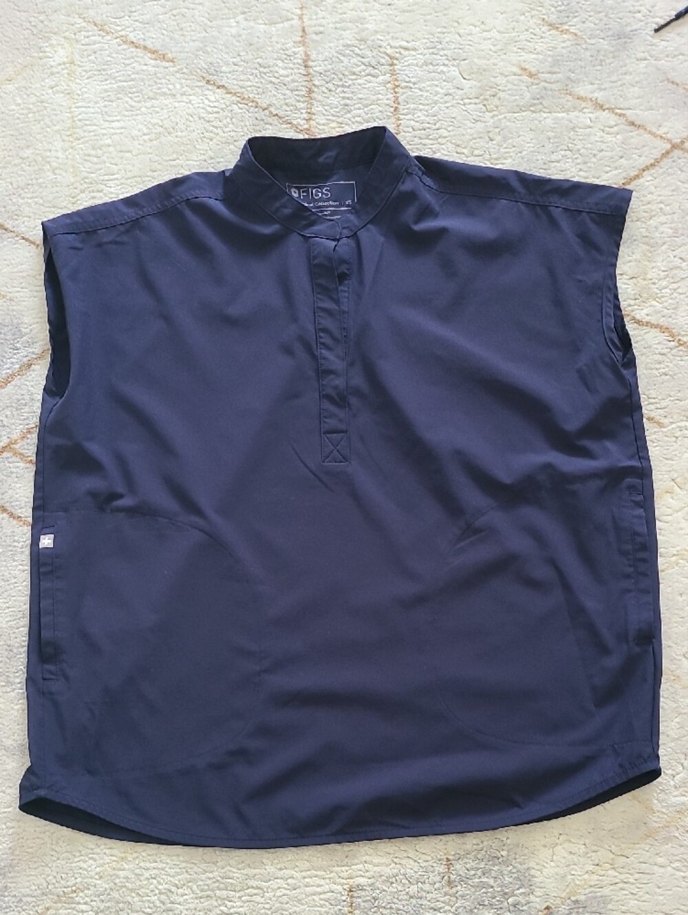 FIGS Rafaela Oversized Scrub Top XS Navy